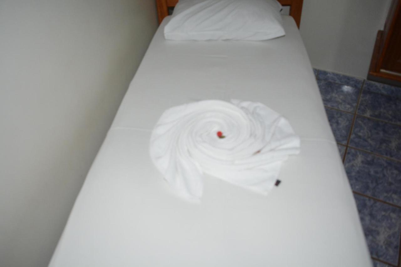 Hotel Anita Ariquemes Extérieur photo